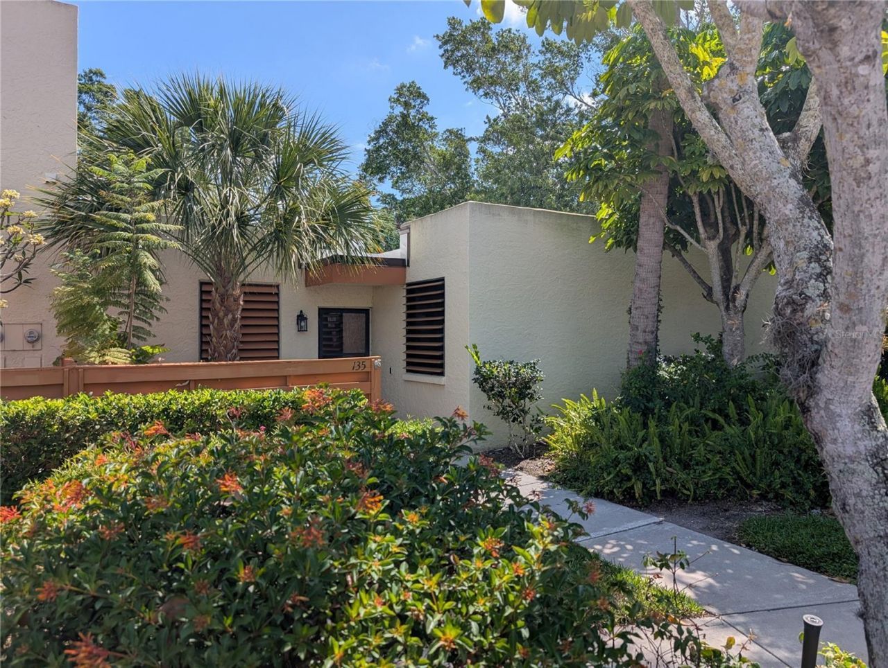 135 Wild Palm Drive , Bradenton, FL 34210 Photo