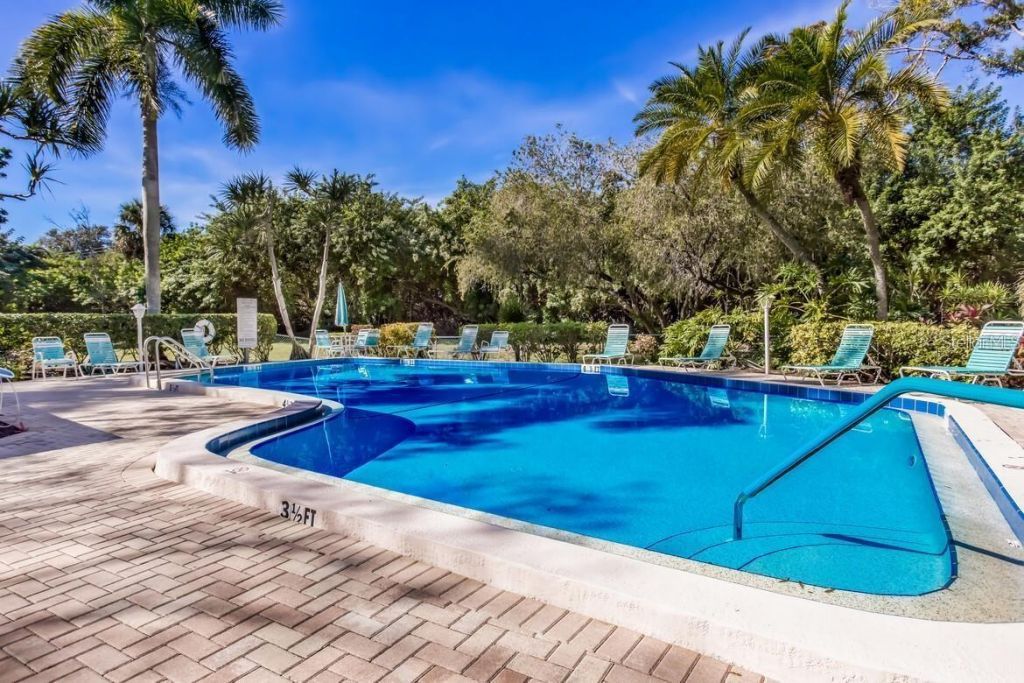 135 Wild Palm Drive , Bradenton, FL 34210 Photo