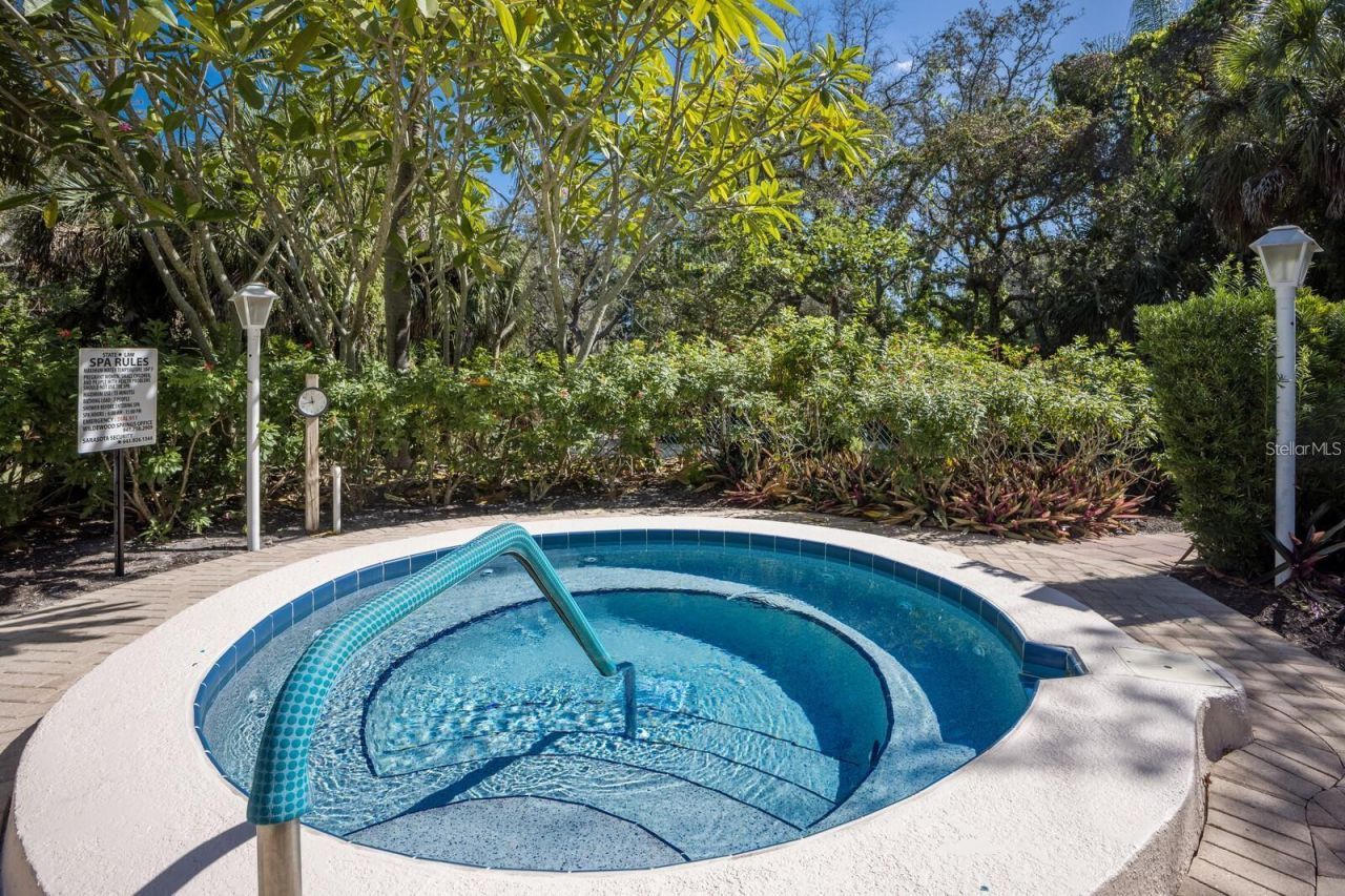135 Wild Palm Drive , Bradenton, FL 34210 Photo