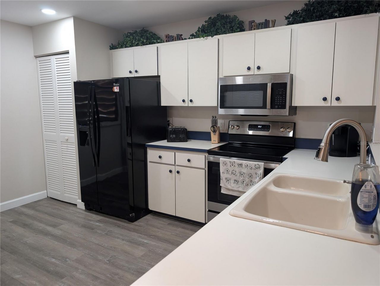 135 Wild Palm Drive , Bradenton, FL 34210 Photo