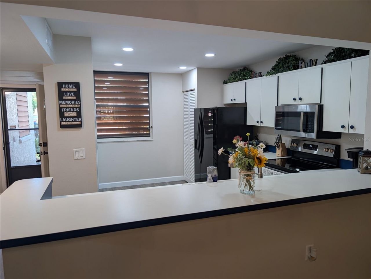 135 Wild Palm Drive , Bradenton, FL 34210 Photo