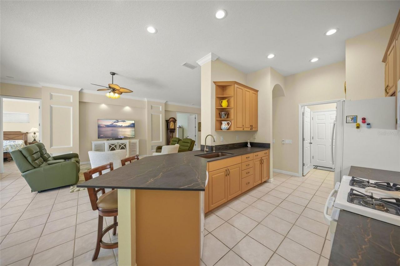 6923 Lennox Place, University Park, FL 34201 Photo