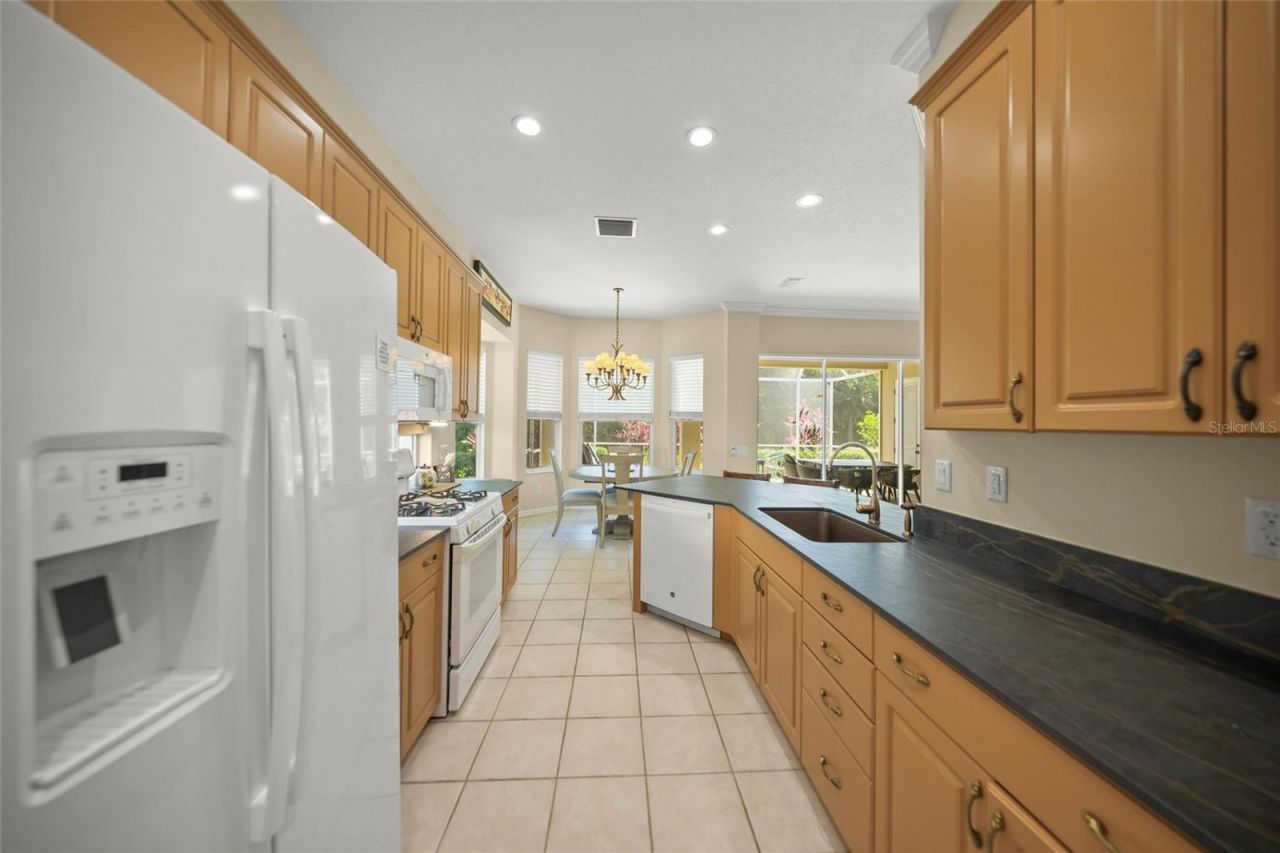 6923 Lennox Place, University Park, FL 34201 Photo