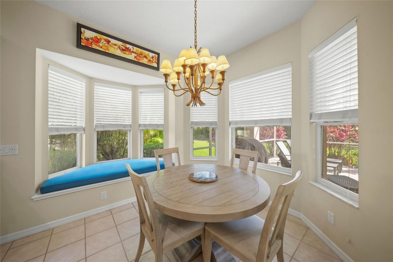 6923 Lennox Place, University Park, FL 34201 Photo