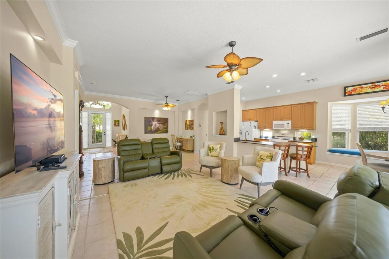 6923 Lennox Place, University Park, FL 34201 Photo