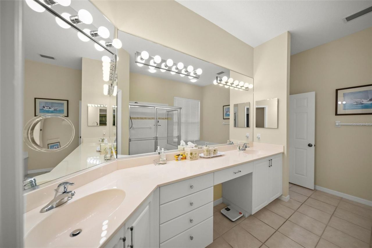6923 Lennox Place, University Park, FL 34201 Photo