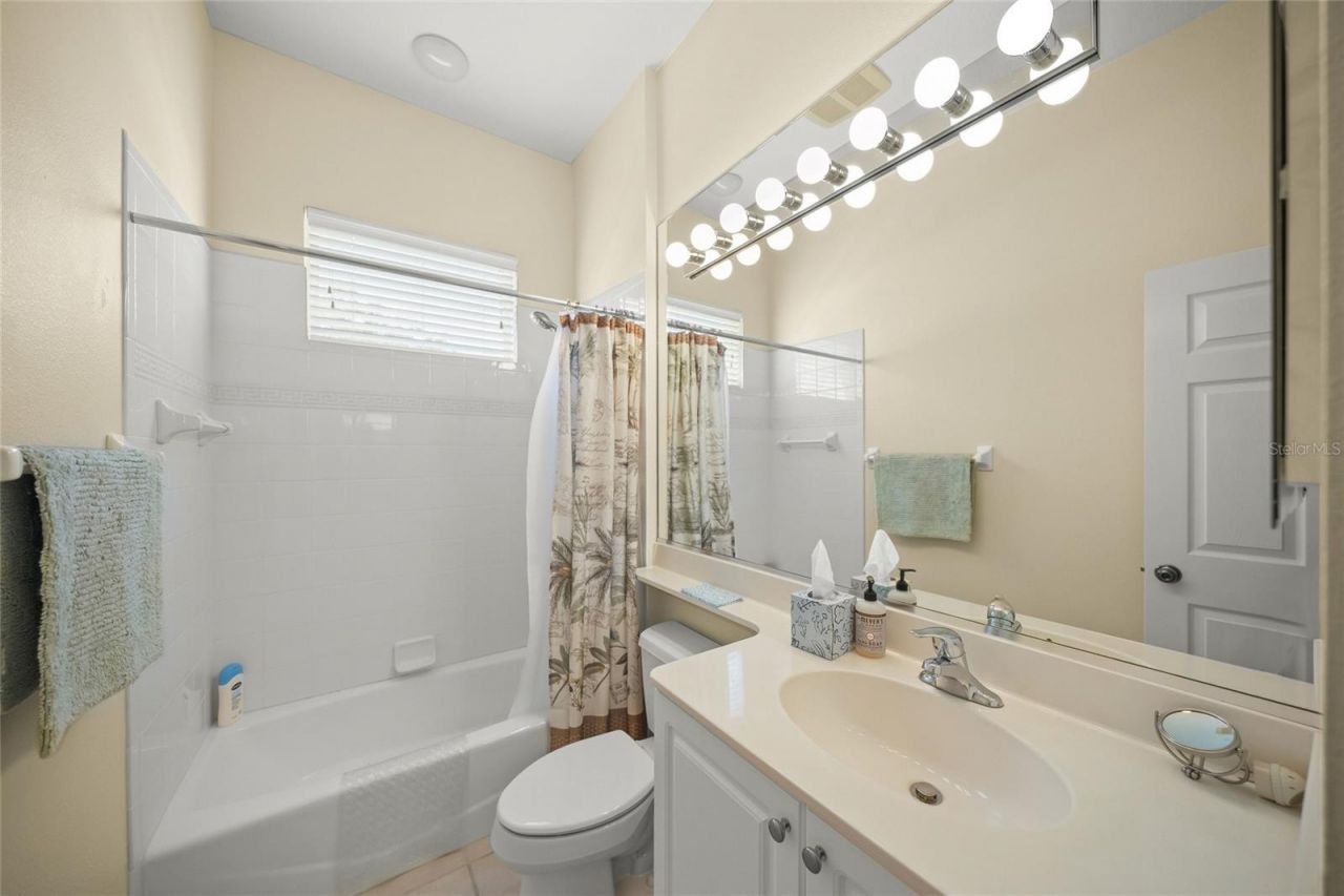 6923 Lennox Place, University Park, FL 34201 Photo
