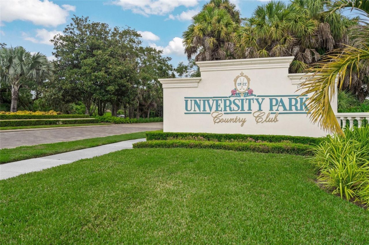 6923 Lennox Place, University Park, FL 34201 Photo