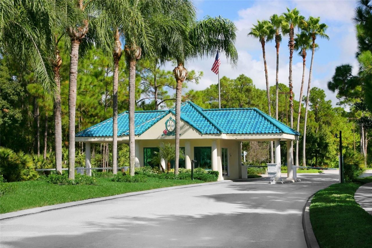 6923 Lennox Place, University Park, FL 34201 Photo