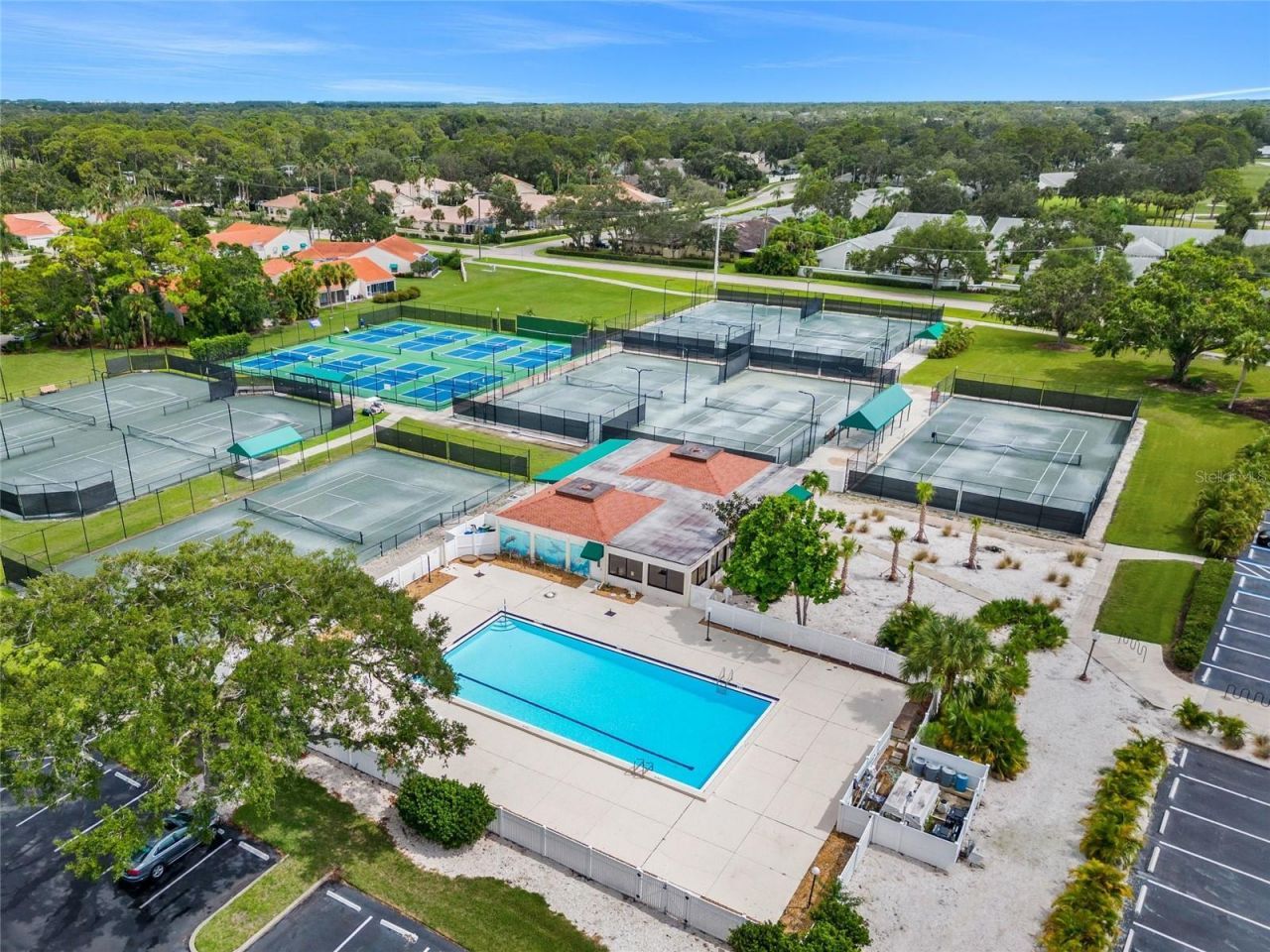 6923 Lennox Place, University Park, FL 34201 Photo