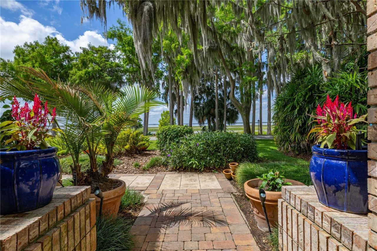 1475 Riviera Drive , Kissimmee, FL 34744 Photo