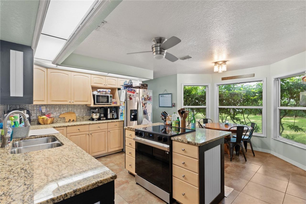 2121 Wildwood Ln, Auburndale, FL 33823 Photo