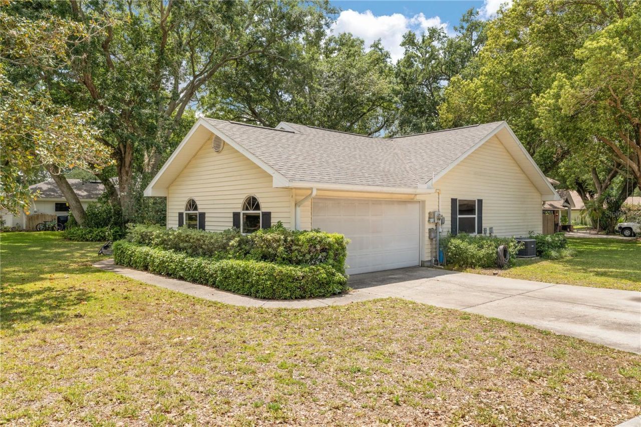 2121 Wildwood Ln, Auburndale, FL 33823 Photo