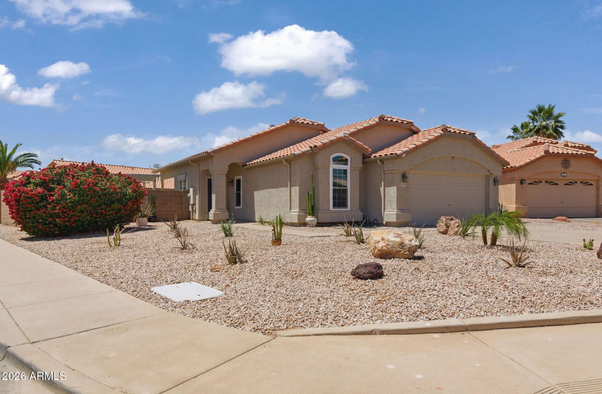 100 S Sandstone Street, Gilbert, AZ 85296 Main Photo