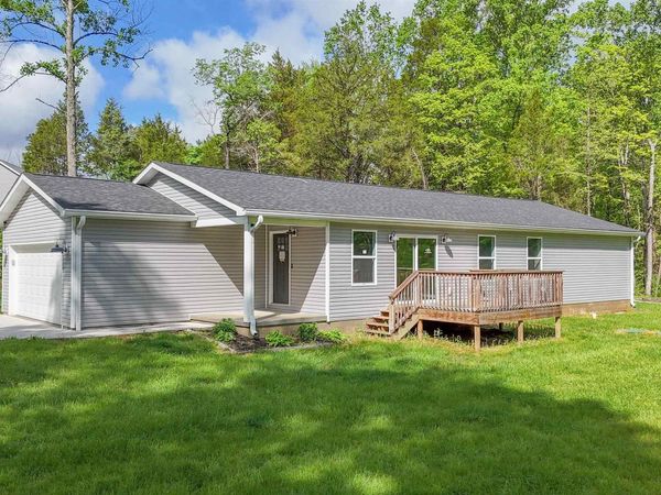 58 Sherwood Lane, Bedford, IN 47421
