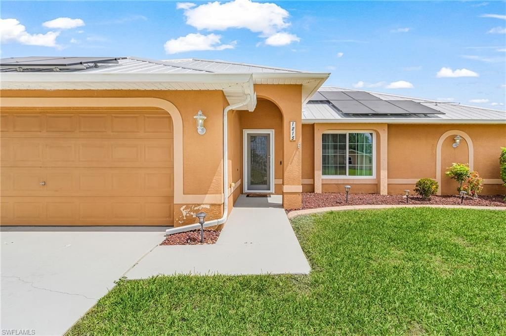 1215 SE 27th St, Cape Coral, FL 33904 Photo