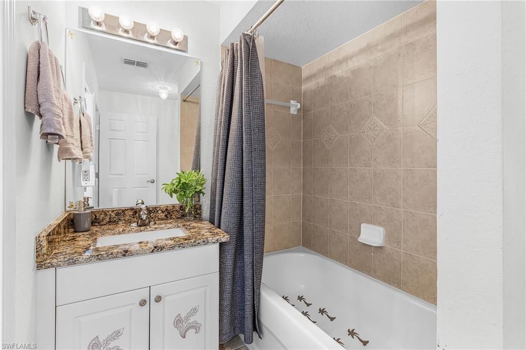 1215 SE 27th St, Cape Coral, FL 33904 Photo