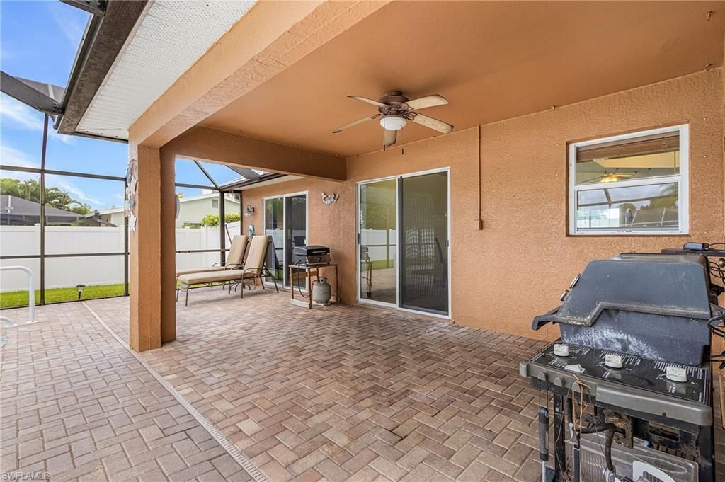 1215 SE 27th St, Cape Coral, FL 33904 Photo