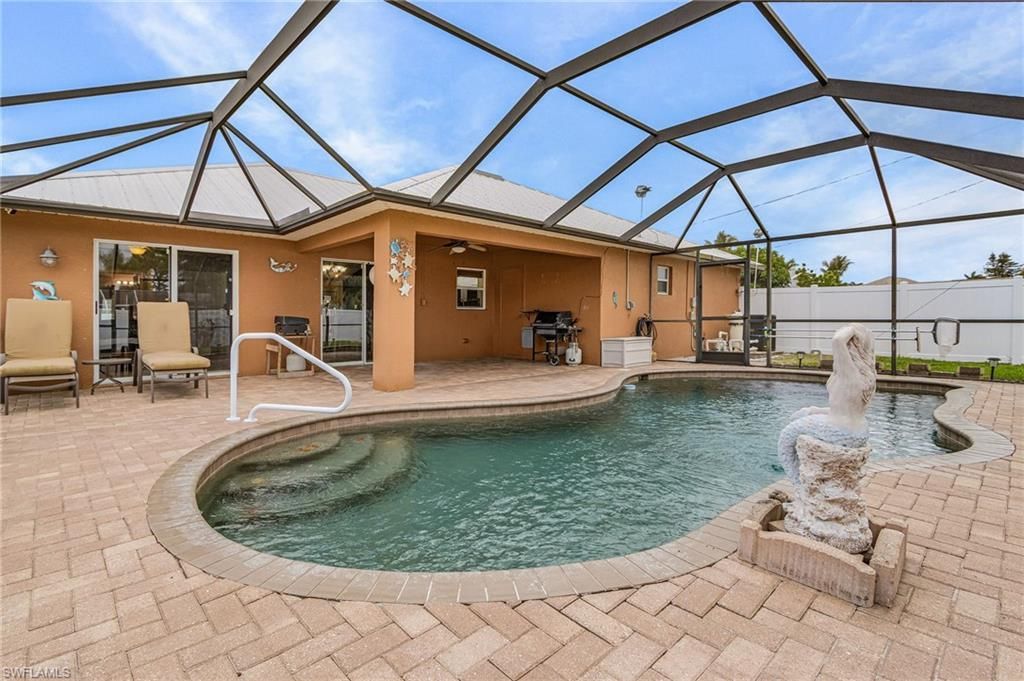 1215 SE 27th St, Cape Coral, FL 33904 Photo