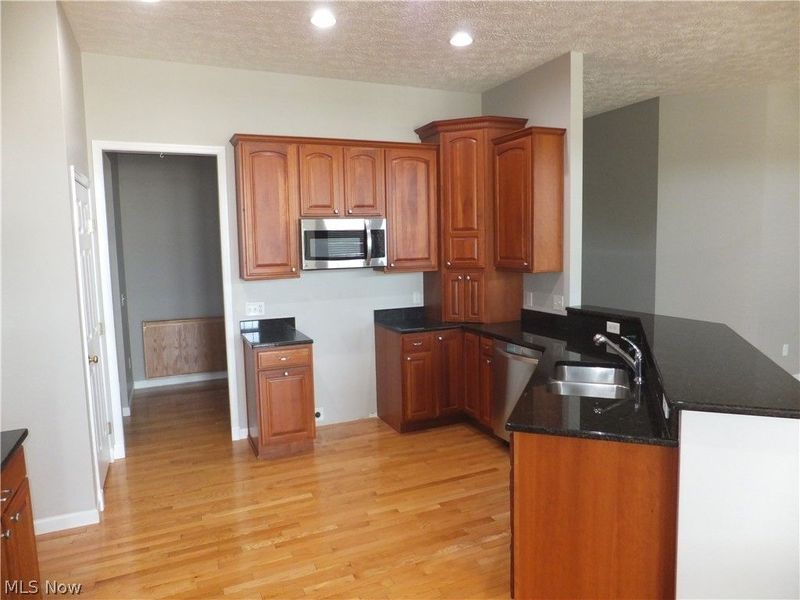 3381 Prestwyck Lane, Richfield, OH 44286 Photo 6
