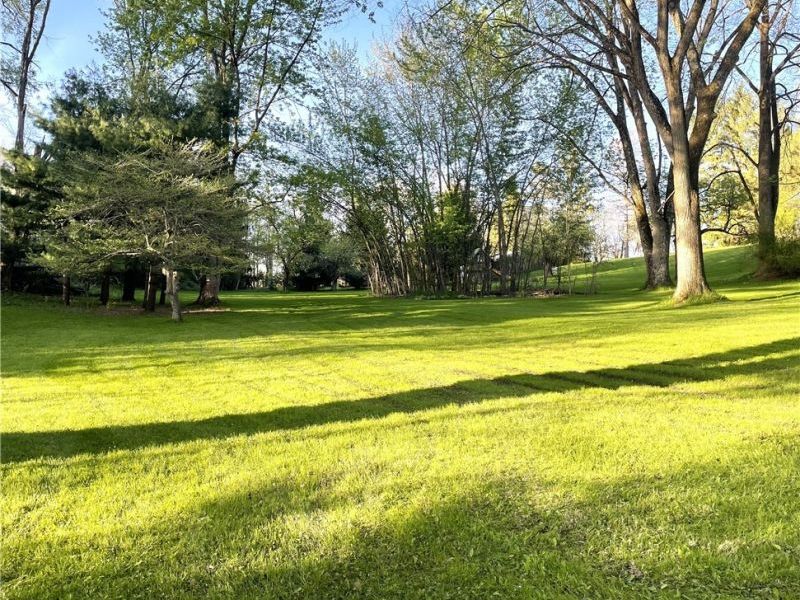 9584 Kinsman Road, Novelty, OH 44072 Photo 4
