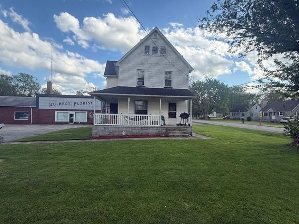 6136 W Liberty Street , Hubbard, OH 44425