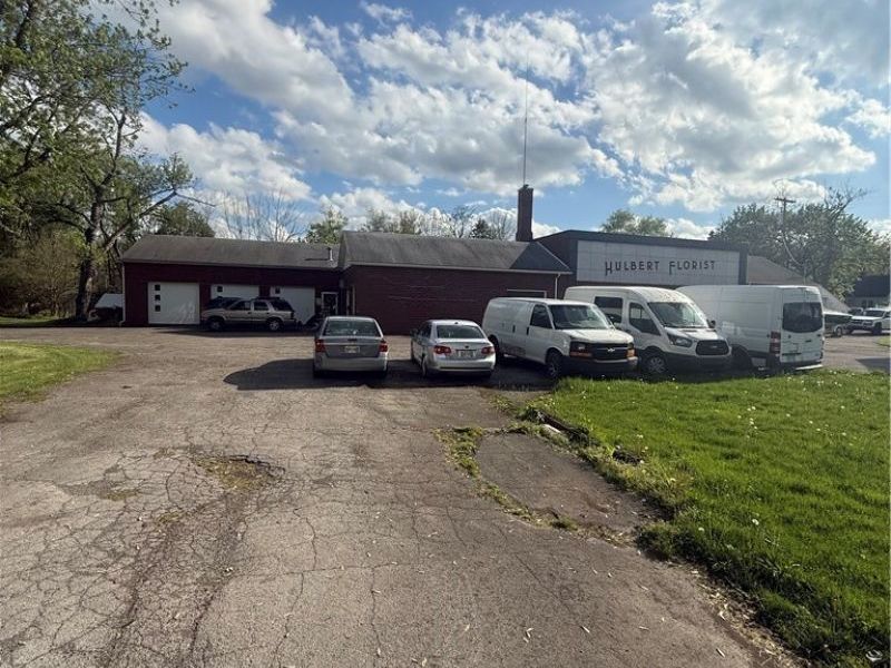 6136 W Liberty Street, Hubbard, OH 44425 Photo 3