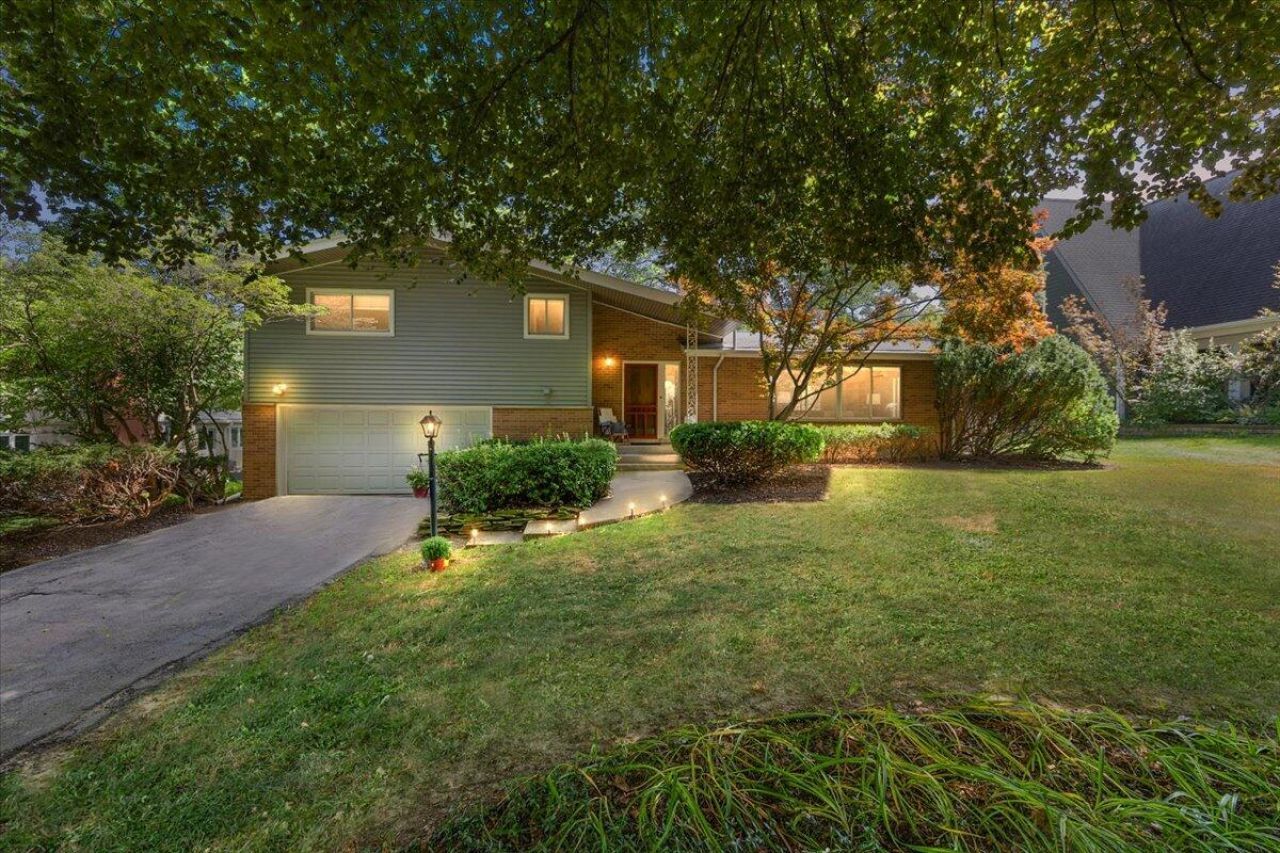 2511 Londonderry Road, Ann Arbor, MI 48104 Main Photo