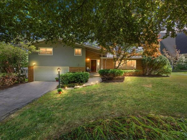 2511 Londonderry Road, Ann Arbor, MI 48104