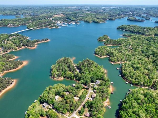 3214 Simpson Park Road , Gainesville, GA 30506