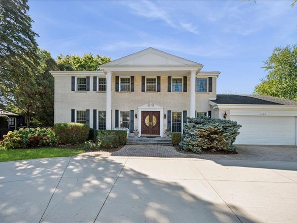 2130 Magnolia Lane , Highland Park, IL 60035