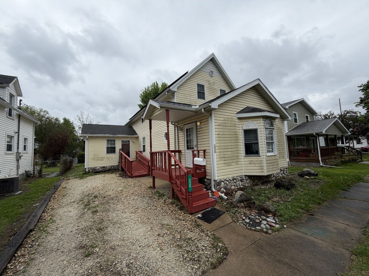 226 E Orleans Street, Paxton, IL 60957 Main Photo