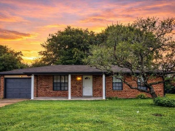 201 Melody Circle, Kaufman, TX 75142