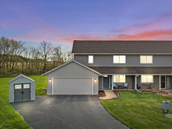 1375 Alton Lane, Hammond, WI 54015