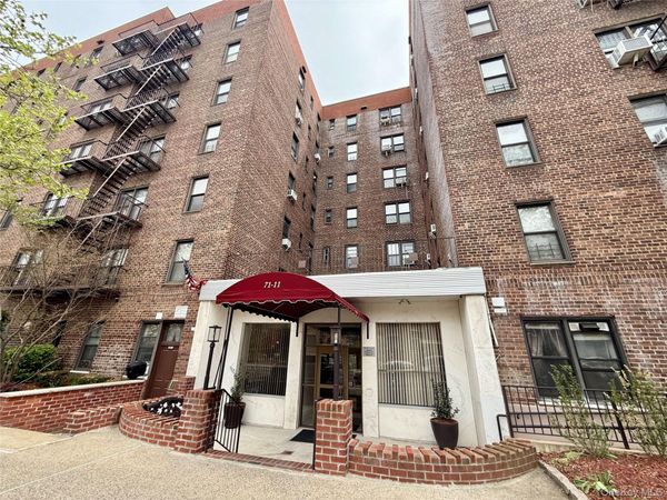 71-11 Yellowstone Boulevard , Unit 2G, Flushing, NY 11375