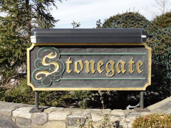 1840 Crompond Road , Unit 9D8, Peekskill, NY 10566