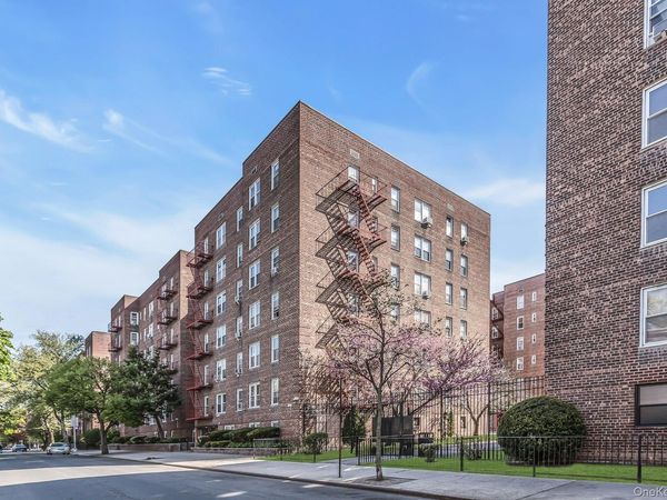 3325 90th Street , Unit 6C, Jackson Heights, NY 11101