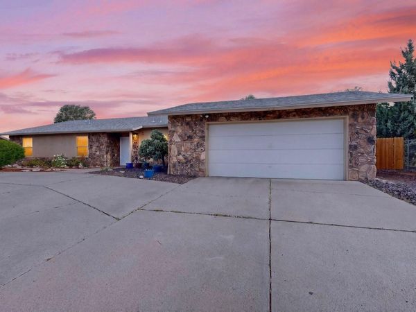 3701 Torrey Pines Road SE, Rio Rancho, NM 87124