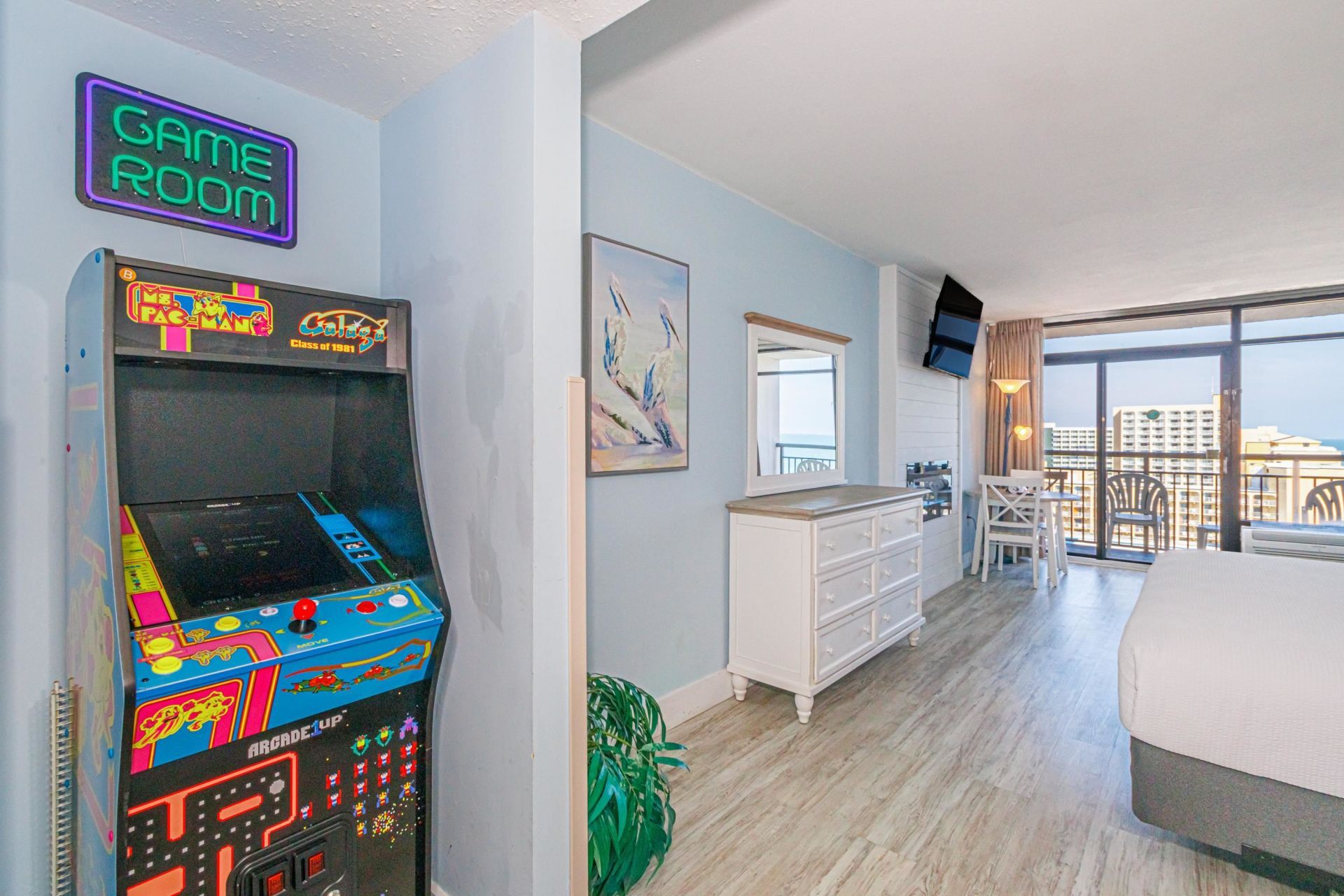 1501 S Ocean Blvd. Photo 9