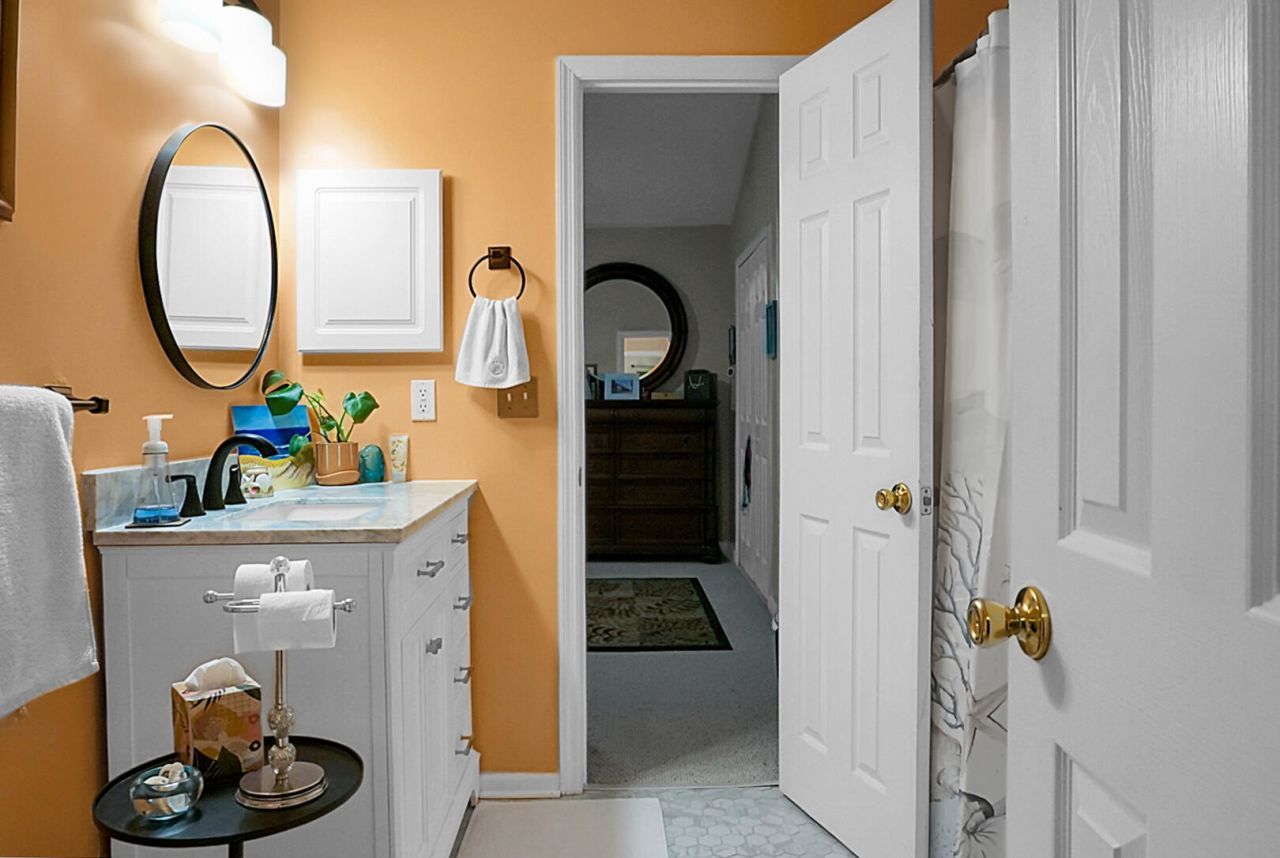 8169 Shadow Oak Drive Photo 37