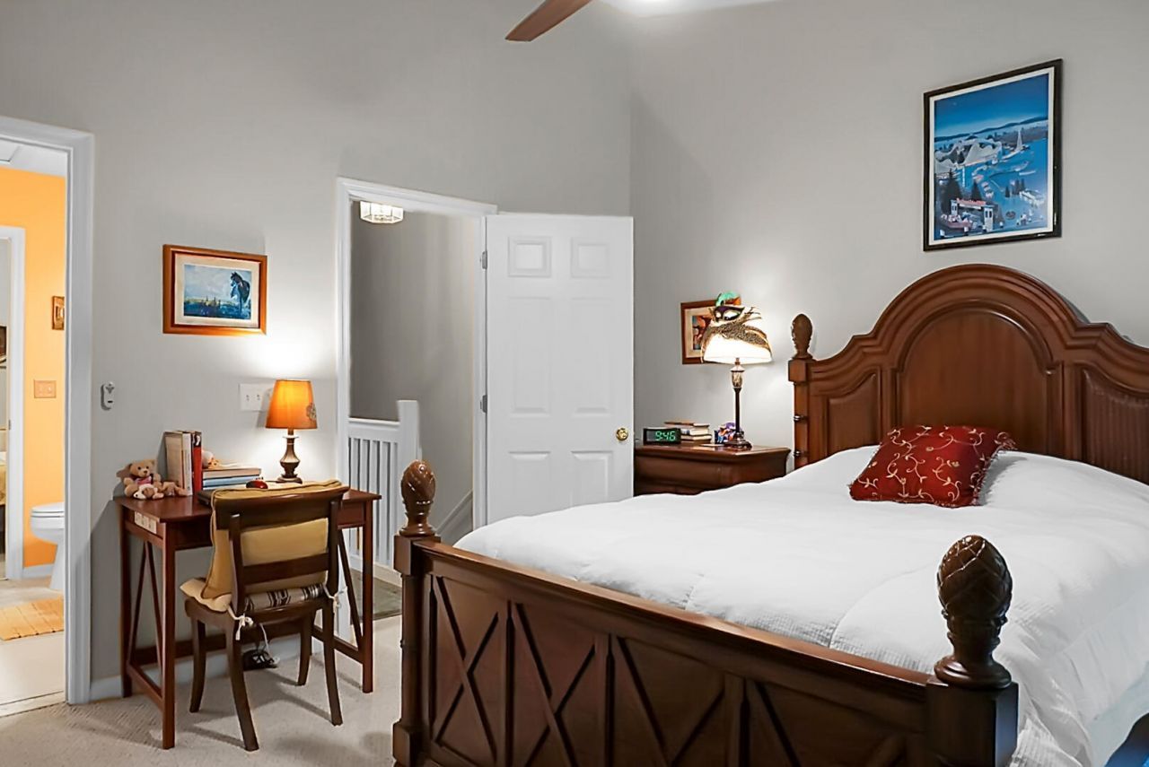 8169 Shadow Oak Drive Photo 42