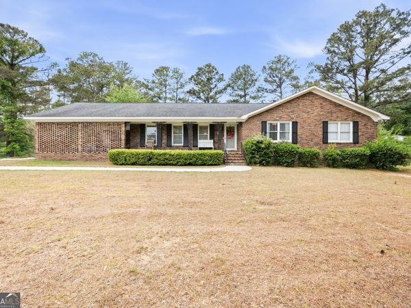 3773 Trophy Place, Lizella, GA 31052