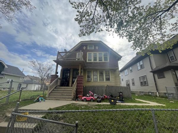 3918 24th STREET, Unit 3920, Milwaukee, WI 53206