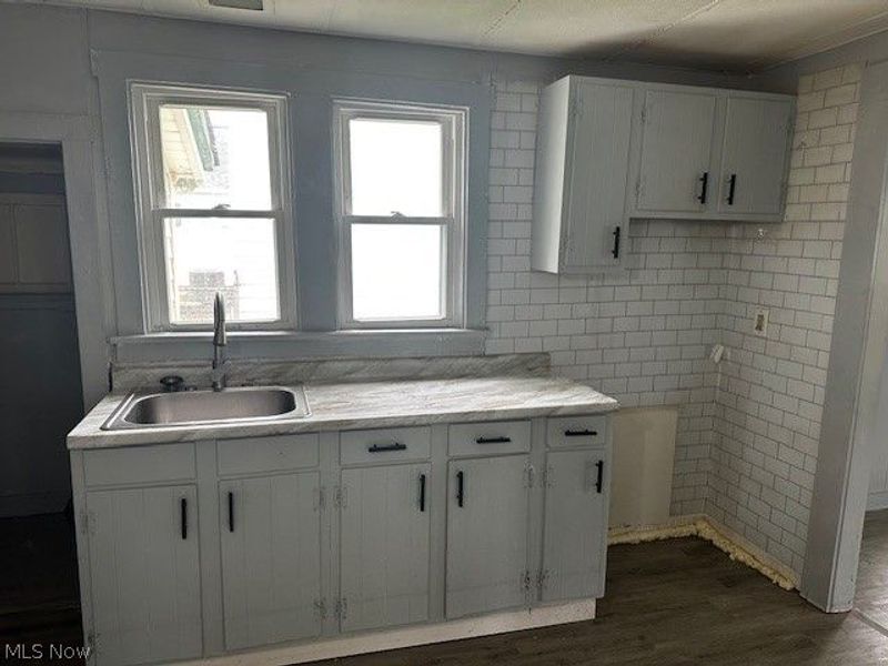 1470 E 332nd, Eastlake, OH 44095 Photo 2