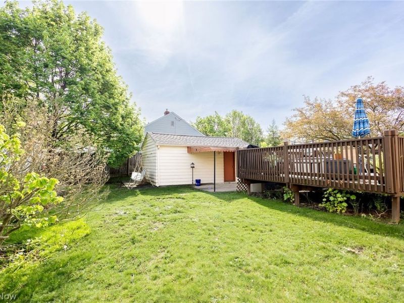 1837 Cameroon Court, Akron, OH 44305 Photo 32