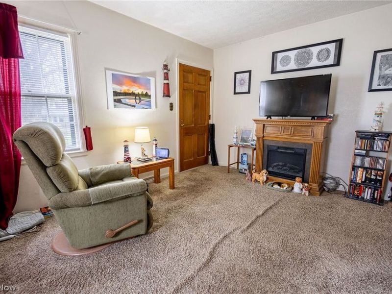 1837 Cameroon Court, Akron, OH 44305 Photo 5