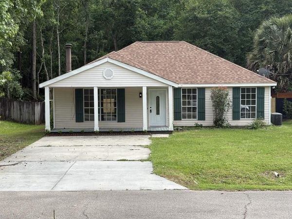 2236 LABARRE Street , Mandeville, LA 70448