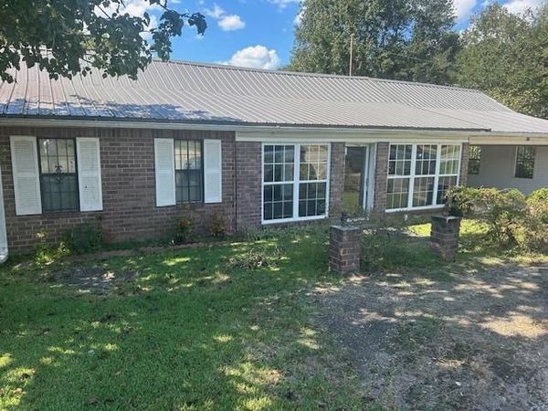 213 Mimosa Dr., Raleigh, MS 39153