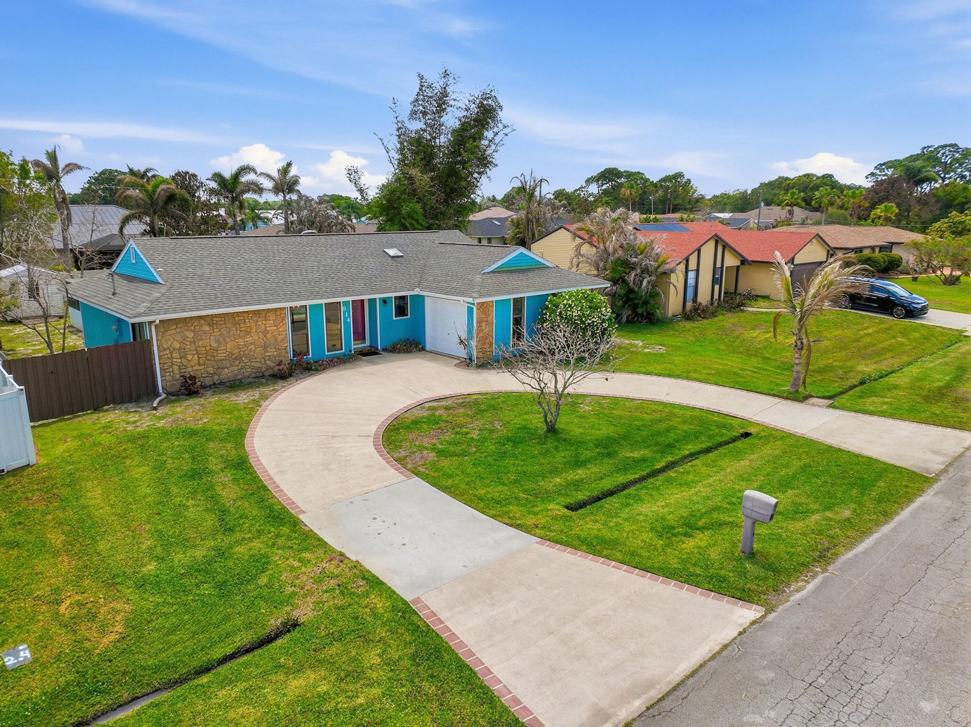 814 SE Celtic Avenue, Port Saint Lucie, FL 34983 Photo