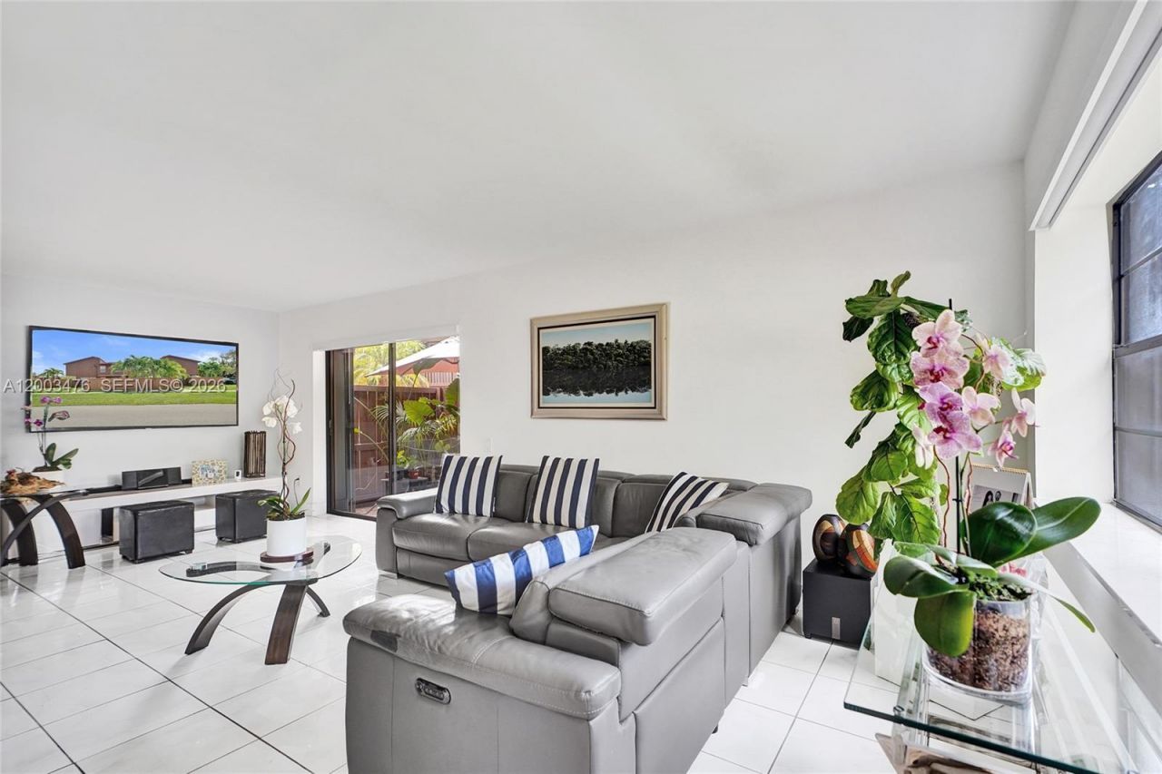 6554 SW 114th Pl , Unit H74, Miami, FL 33173 Photo